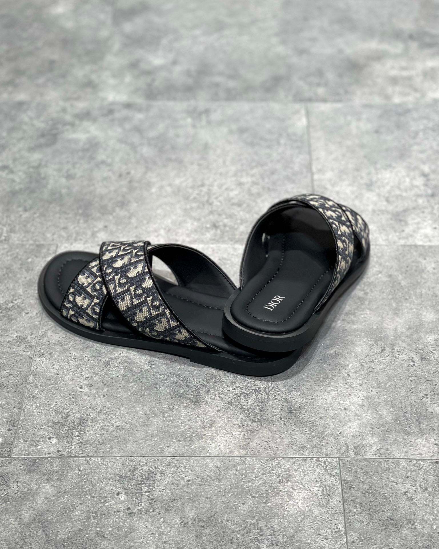 CD ALIAS SANDAL
