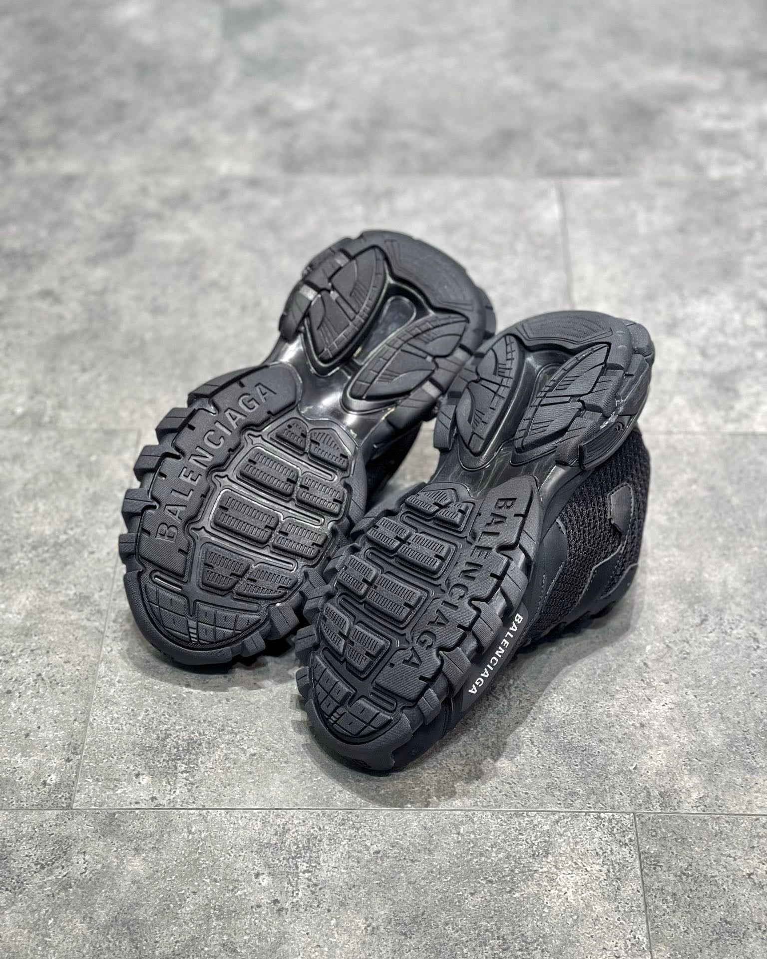 BAL TRACK 3 SNEAKERS
