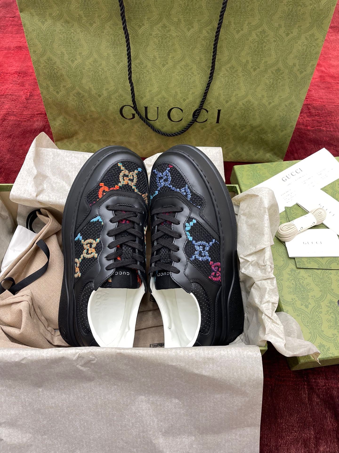 GG SUPREME TRAINERS