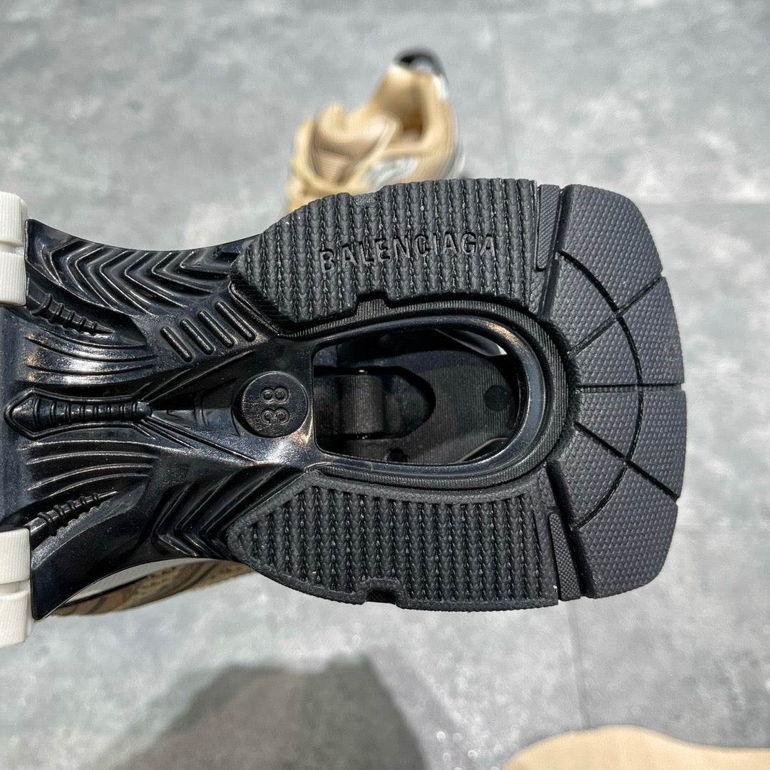 BAL X-PANDER TRAINERS