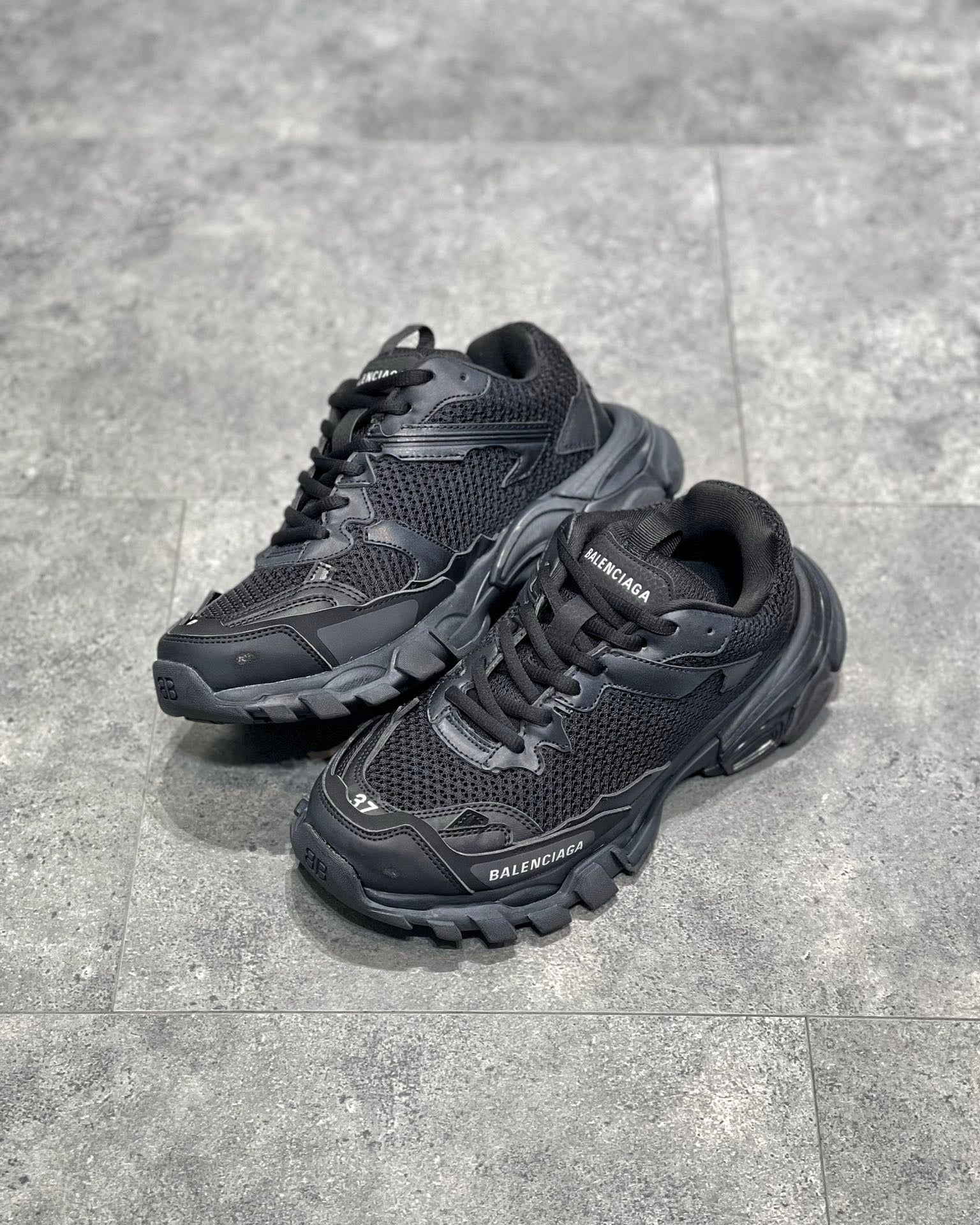 BAL TRACK 3.0 SNEAKERS