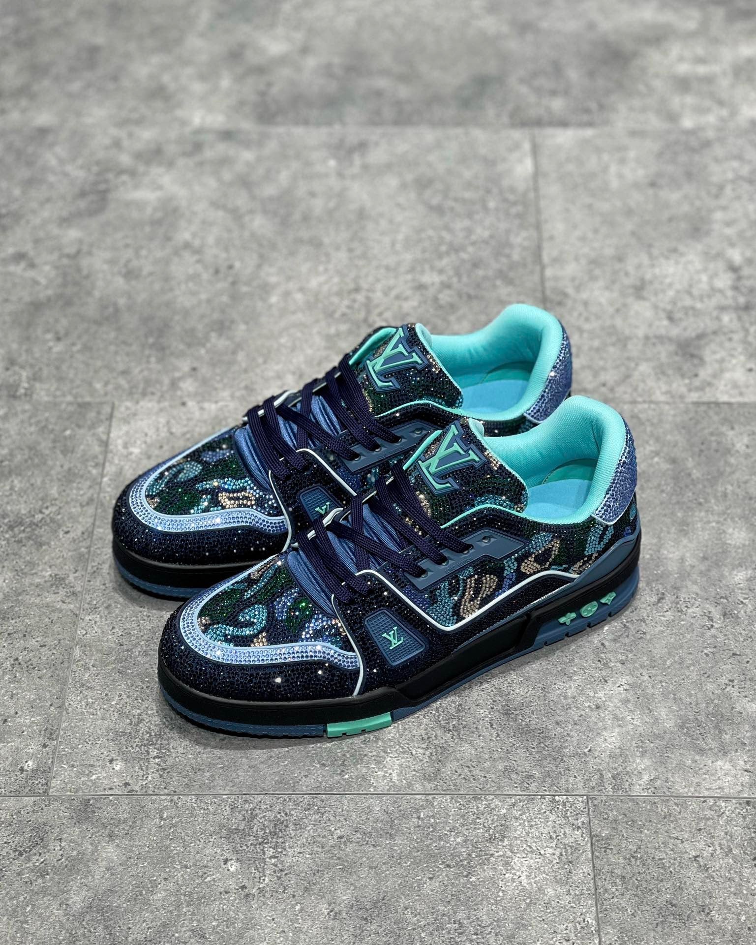 LOU TRAINERS