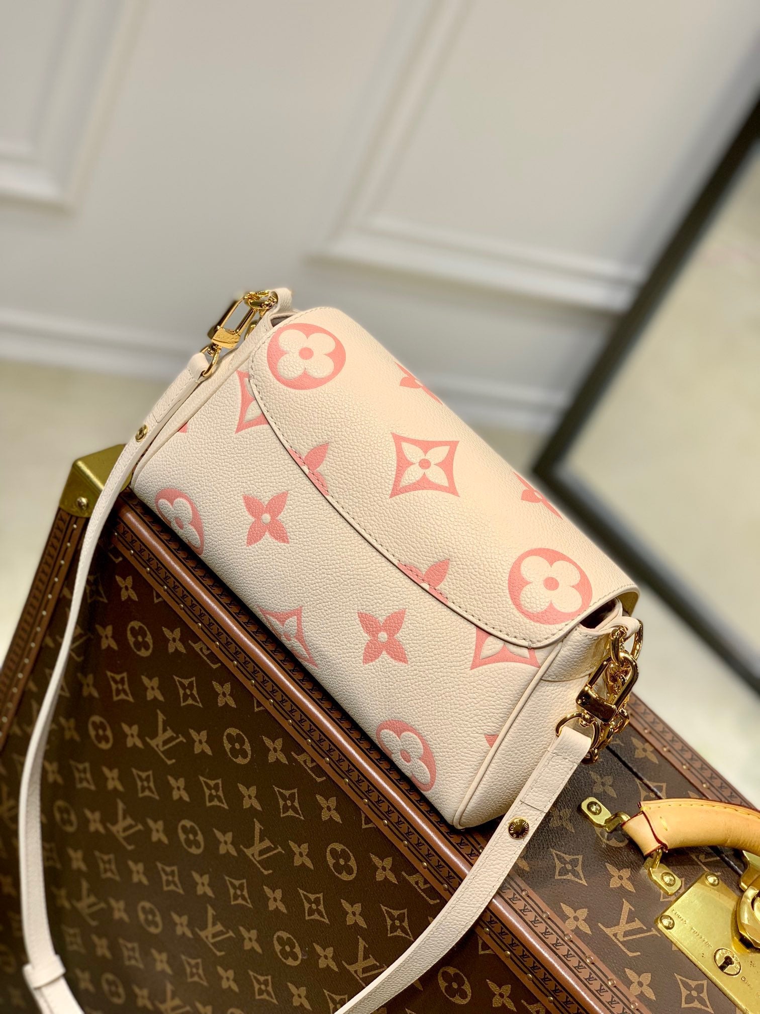 LOU FAVOURITE BAG