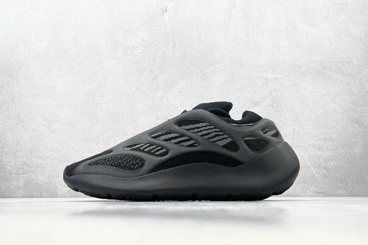 YEEZY 700 V3 ALVAH