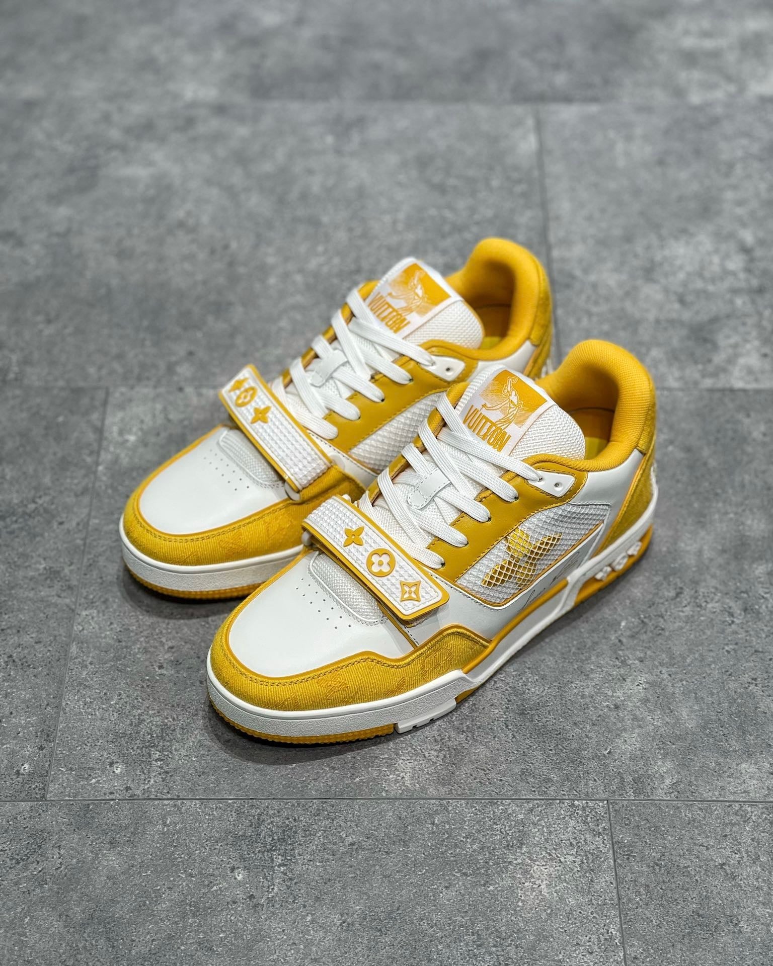 LOU TRAINERS