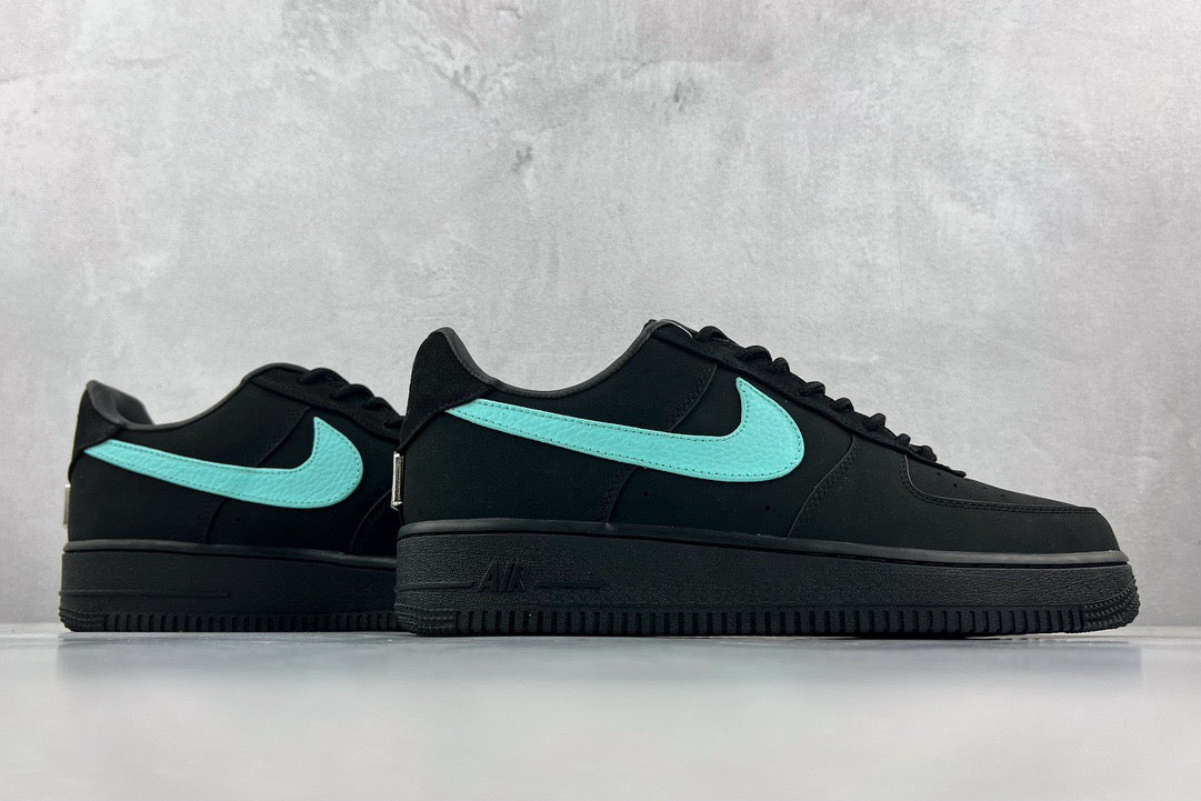 NIKE x TIFFANY AIR FORCE