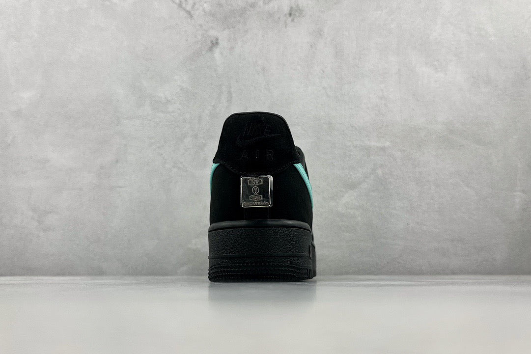 NIKE x TIFFANY AIR FORCE
