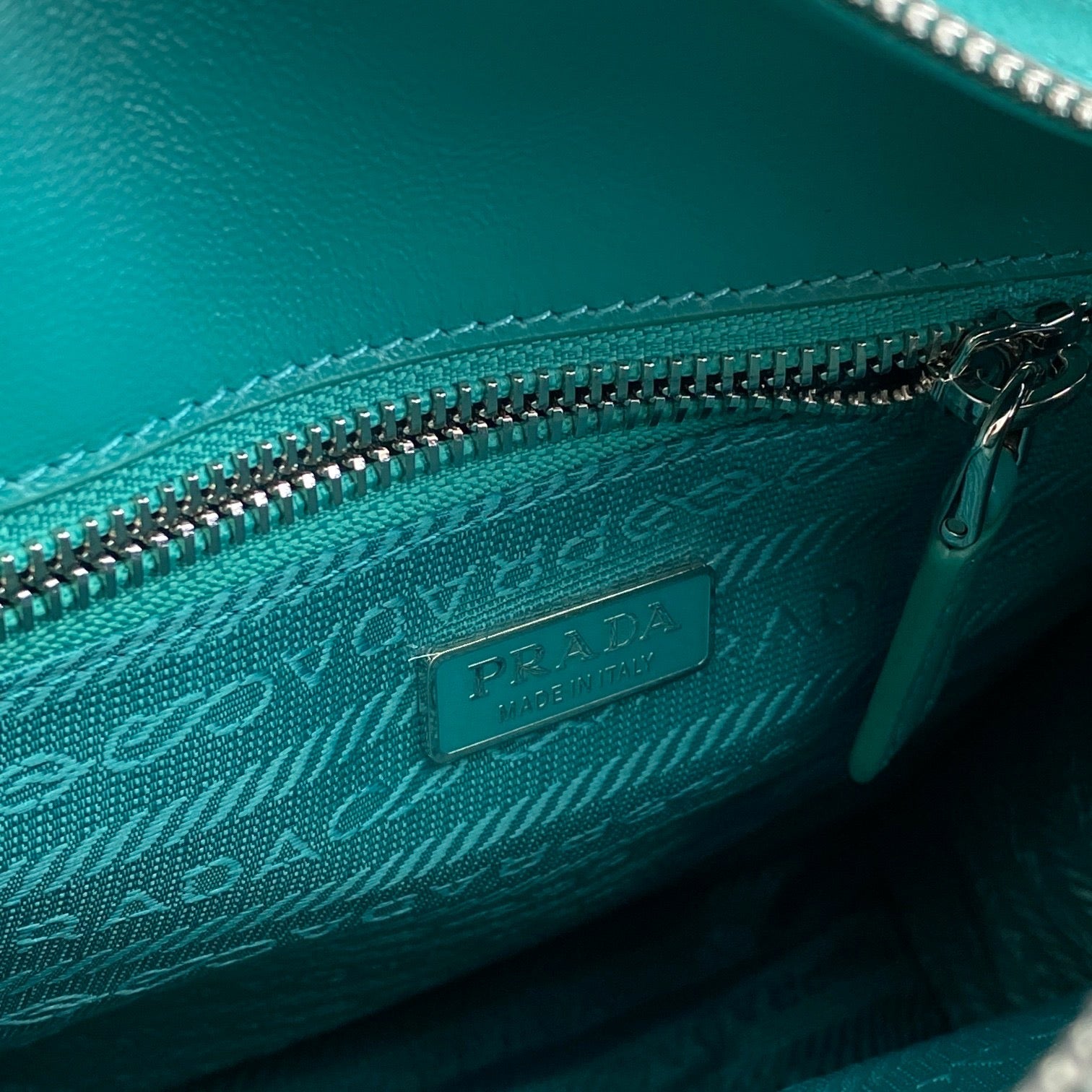 PD NAPPA LEATHER TOTE BAG