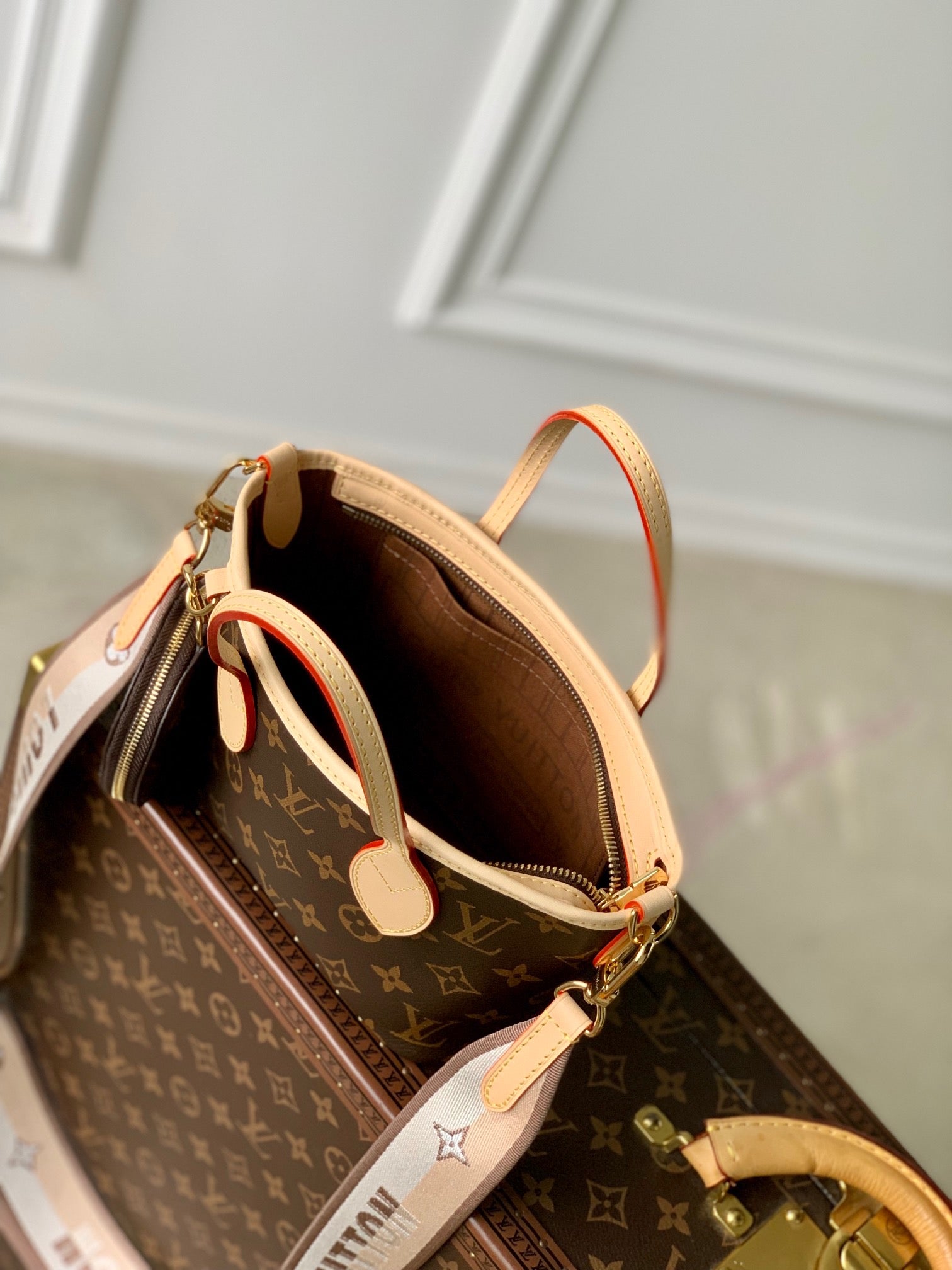 LOU NEVERFULL BB BAG