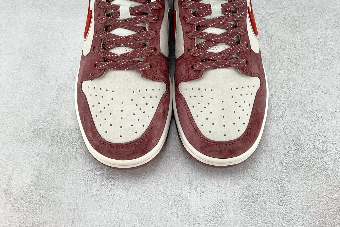 DUNK LOW x OTOMO KATUSHIRO