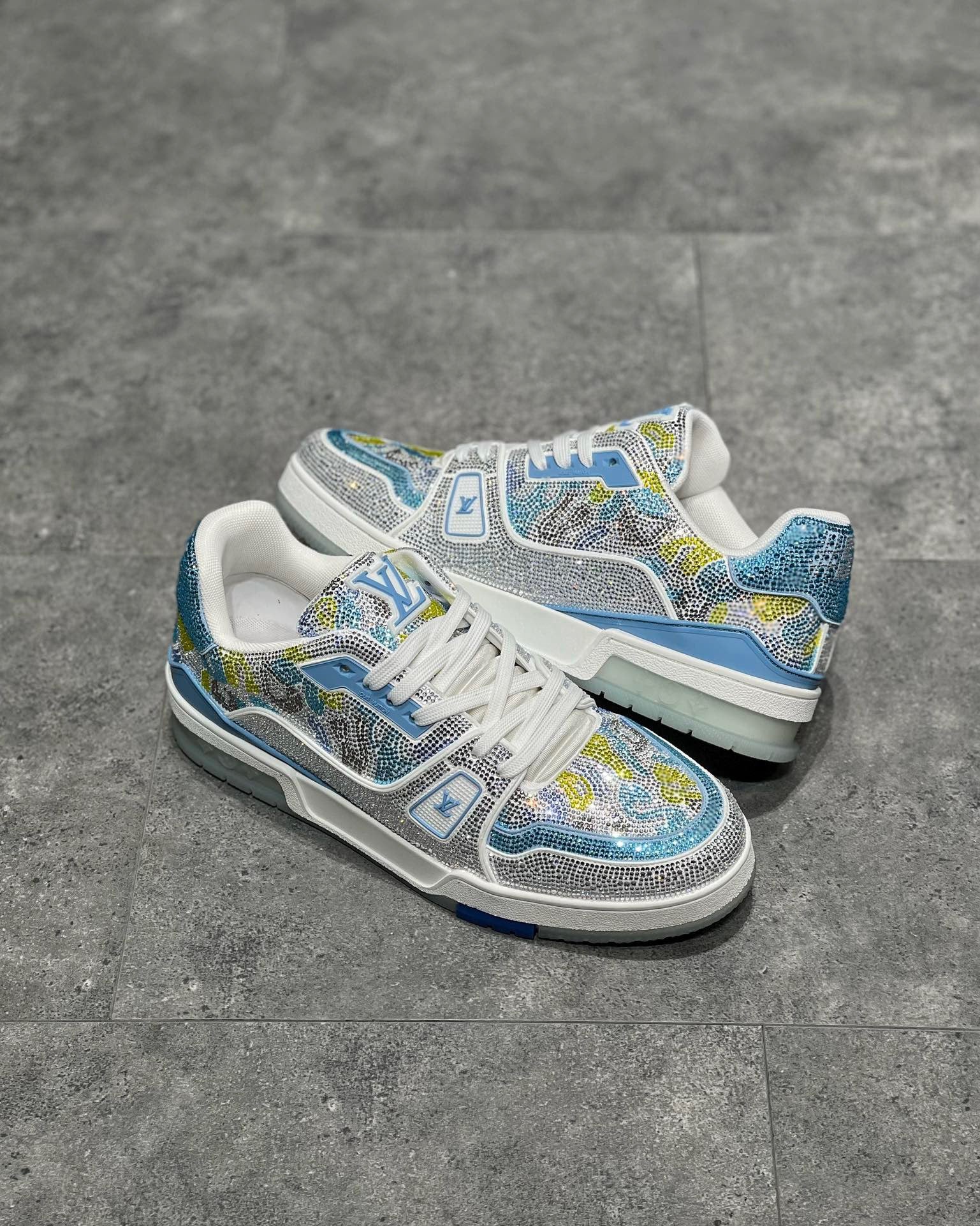 LOU TRAINERS