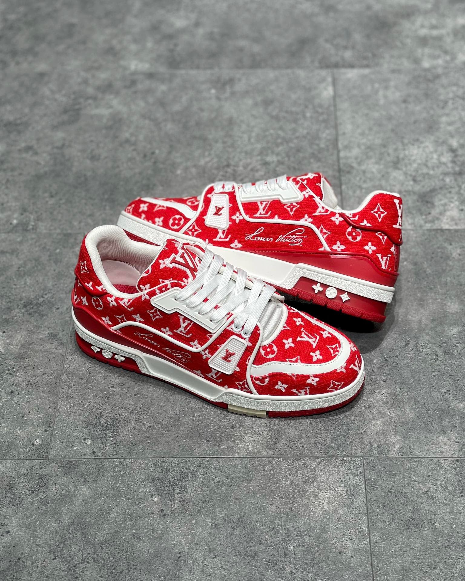 LOU TRAINERS